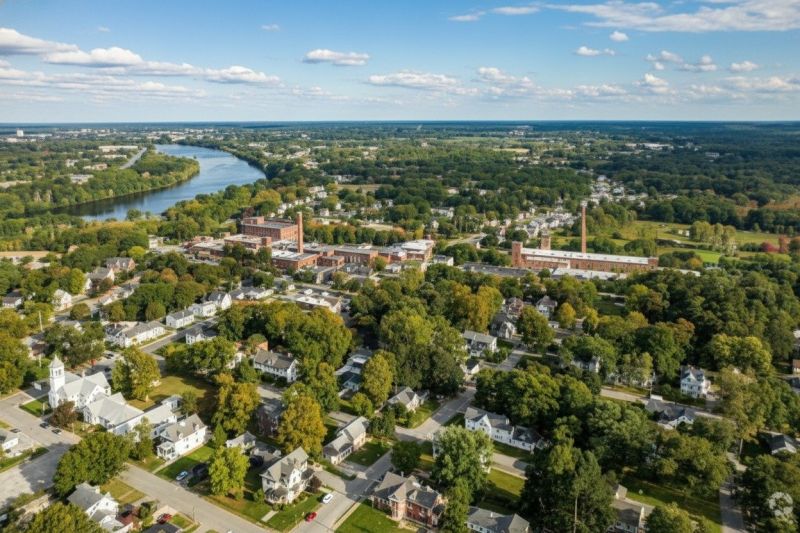 Best Siding Repair pros in Chicopee, MA